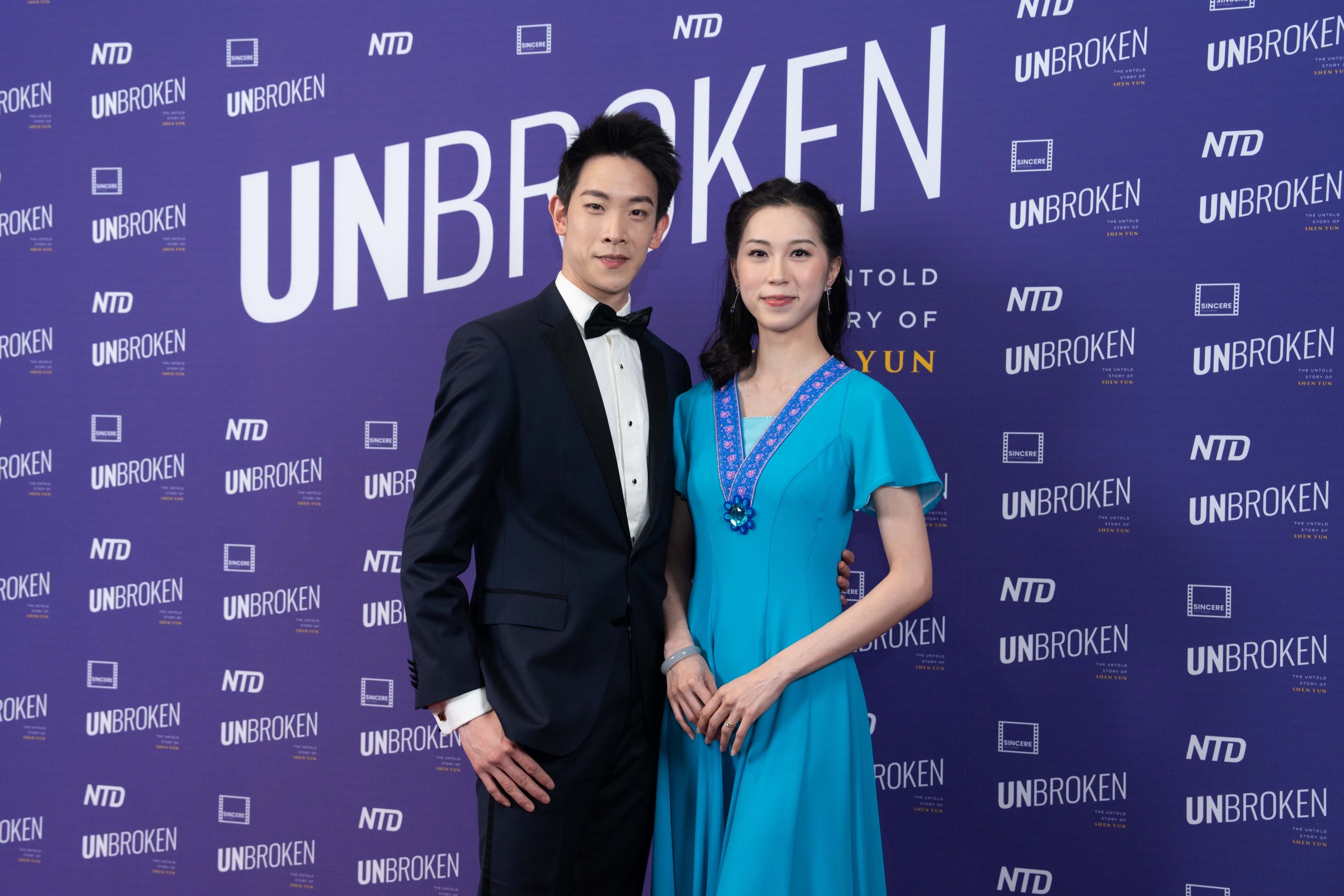 Piotr Huang la premiera de pe covorul roșu din New York a filmului UNBROKEN: Povestea nespusă a Shen Yun